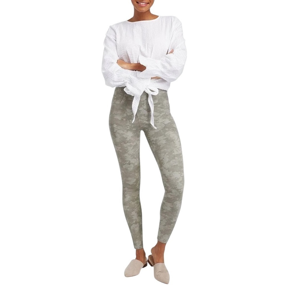 Spanx Jean-Ish Ankle Jeggings Size L Camo
